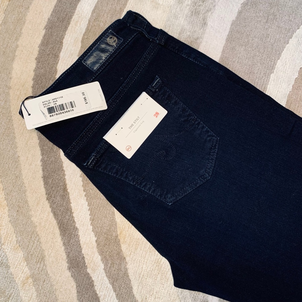 AG Jeans - Size 28 - Brand New